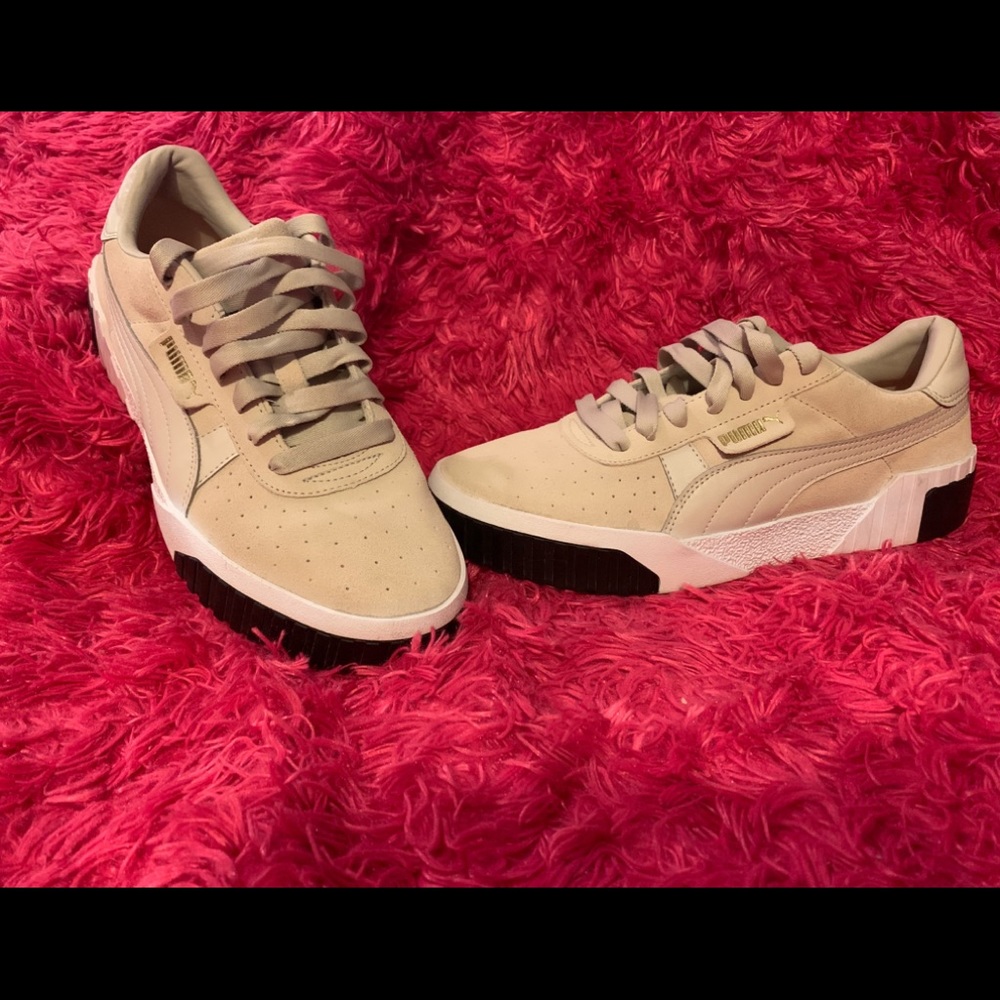 Puma Sneakers - California Exotic Athletic Shoe - Picture 7 of 7